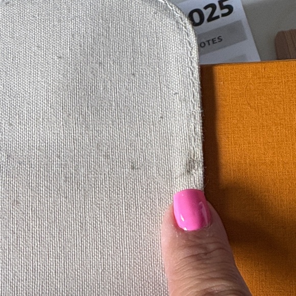 Cream and Gray Checkered Clutch - Picture 2 of 4